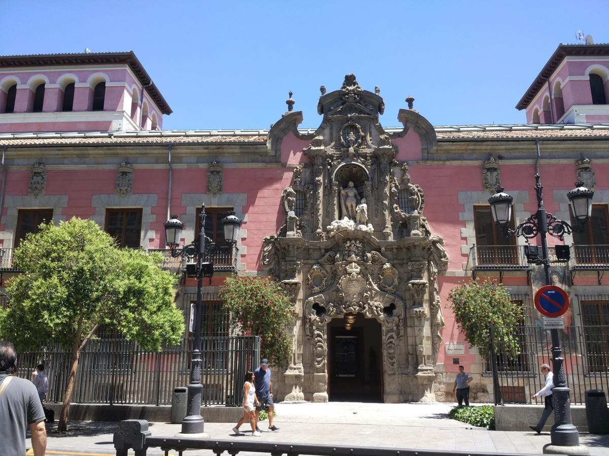 Pension Dominguez Madrid Ngoại thất bức ảnh