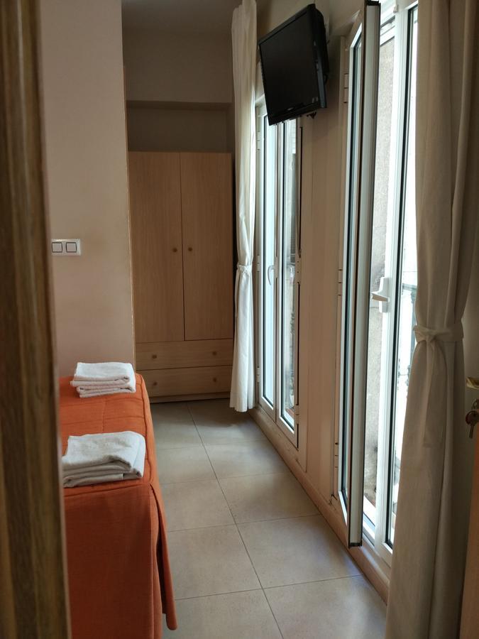 Pension Dominguez Madrid Ngoại thất bức ảnh