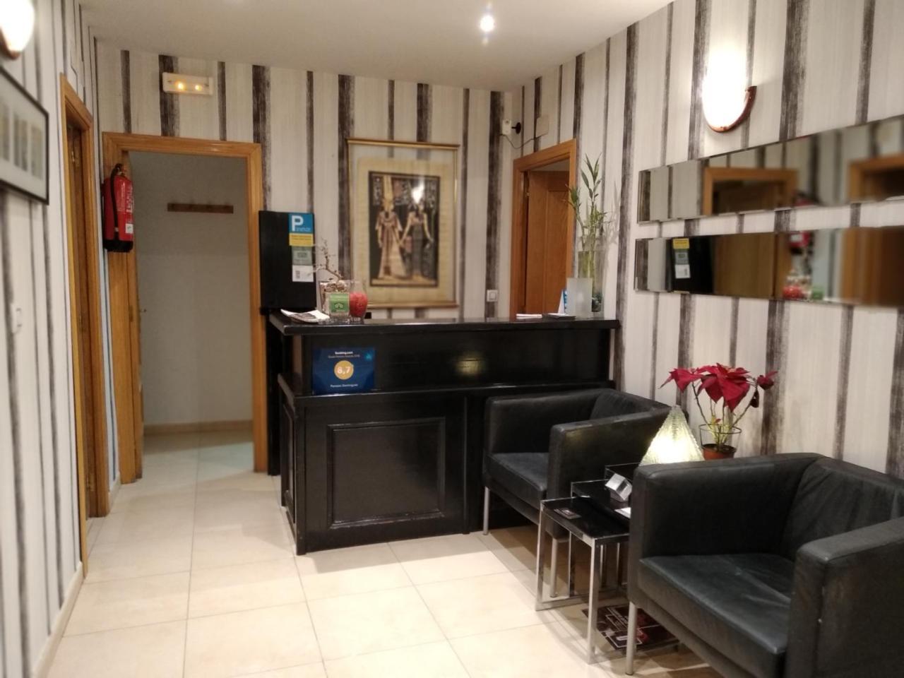 Pension Dominguez Madrid Ngoại thất bức ảnh